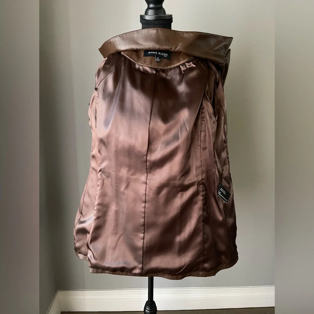 Anne Klein Leather Jacket with removable Faux Fir lining NWT - Picture 8 of 9